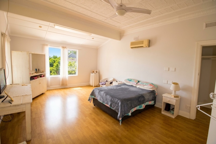 4 Bedroom Property for Sale in Berea Eastern Cape